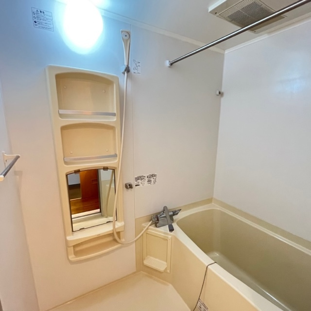 熊本市中央区上京塚町の賃貸マンションの浴室