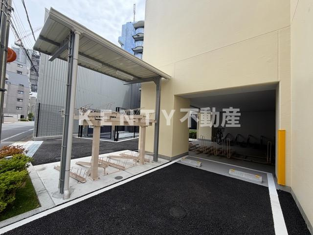 【駐車場】 | Ｇａｒｄｅｎ　Ｘａｖｉｓ南蒲田 | カースペースがあります