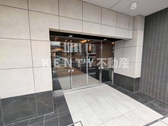 【エントランス】 | Ｇａｒｄｅｎ　Ｘａｖｉｓ南蒲田 | 清潔なエントランスです