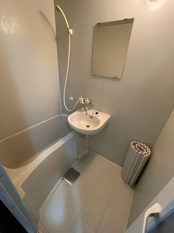 アベニュー国立の浴室