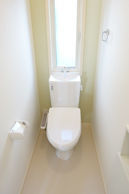 桜町２丁目戸建住宅のトイレ