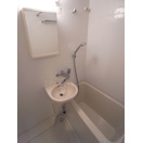 エマーレ行徳 の浴室