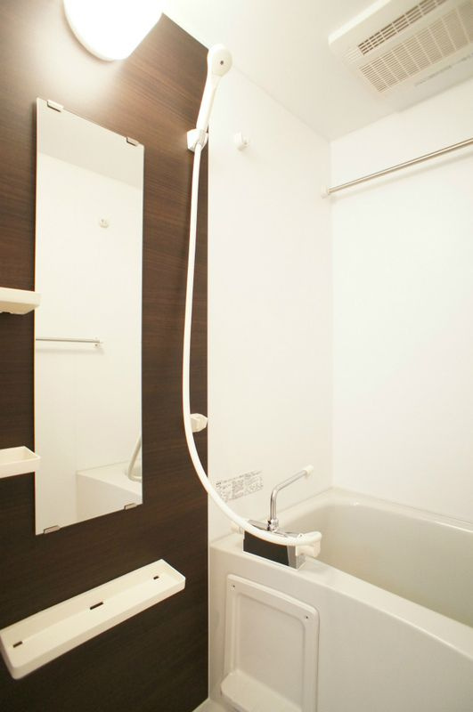 リブリ・840の浴室