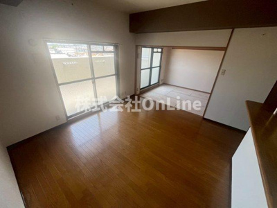 【居間・リビング】 | 小枝ビルⅡ