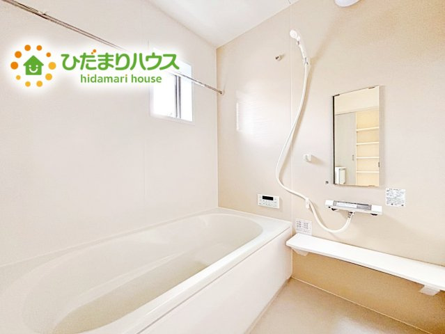 【浴室】 | 石岡市府中第1　新築戸建　2号棟 | 洗練された心地よさと機能性が融合した長居したくなるバスルーム。