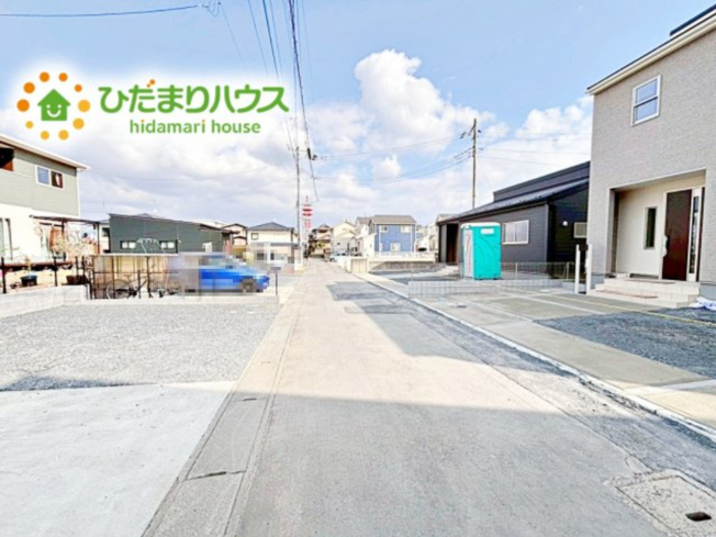 【前面道路含む現地写真】 | 石岡市府中第1　新築戸建　2号棟 | 落ち着いた住環境が魅力的です☆