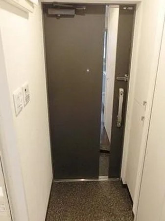 【玄関】