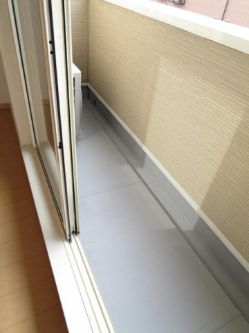 セレブリティ　Ｃのバルコニー|陽当たり良好なバルコニーです