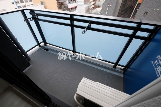 S-RESIDENCE難波大国町dominaのバルコニー
