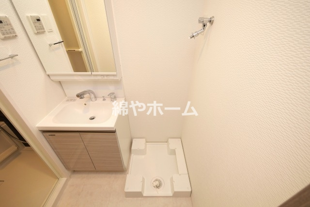 S-RESIDENCE難波大国町dominaの洗面所