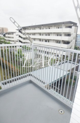 【バルコニー】 | ベルタス蓮根 | バルコニーです。