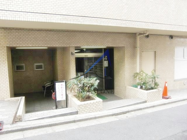 パシフィック早稲田のエントランス|エントランスです。