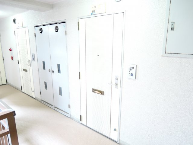 コンフォートグリーンの玄関