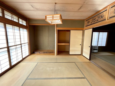【和室】 | 【中古住宅】　山形市桜田東 | 1階和室です♪続き間になっており、つなげて広々とお使いただくこともできます。
