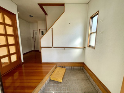【玄関】 | 【中古住宅】　山形市桜田東