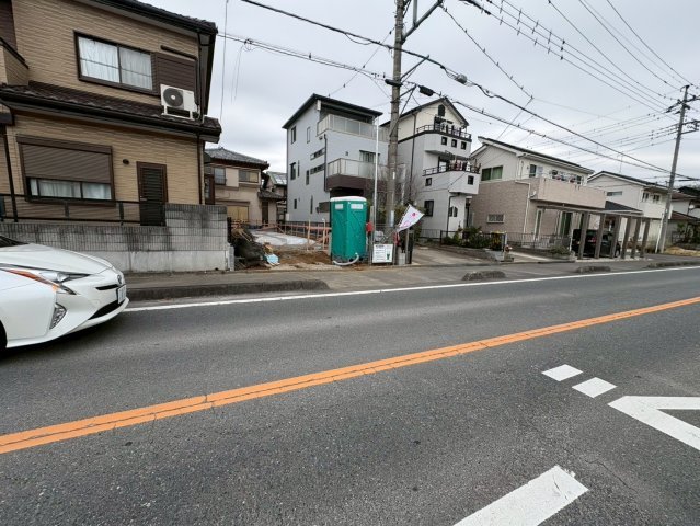 鶴ヶ島市富士見5丁目　新築分譲　東武東上線『若葉駅』徒歩20分　【栄小学区】の前面道路含む現地写真