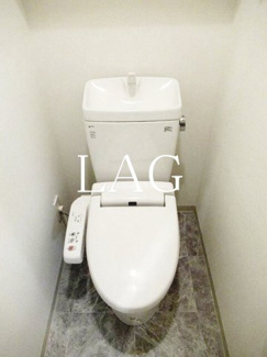 【トイレ】 | ＡＲＴＥＳＳＩＭＯ　　ＦＯＮＴＥ | トイレです。