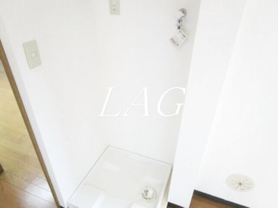 【設備】 | イーグルハウス亀戸 | 室内洗濯機置き場です。