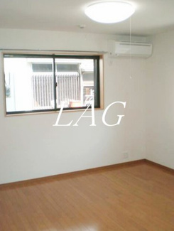 【居間・リビング】 | ＳＵＧＩ　ＨＯＵＳＥ | 洋室のお部屋です。