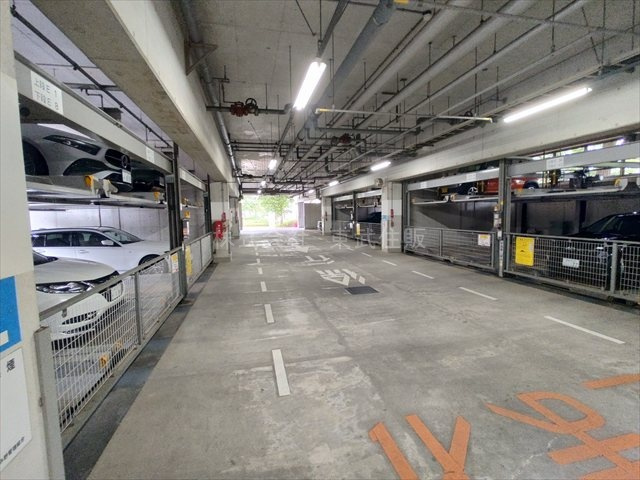 【駐車場】の画像