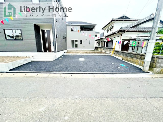 ひたちなか市平磯町第2　新築戸建　4号棟の駐車場