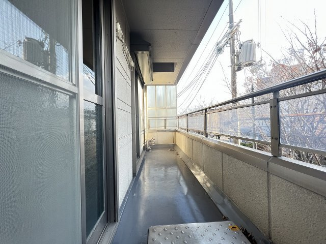 アニマン高槻阿武山のバルコニー