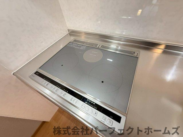 寝屋川サンハイツA棟のキッチン|コンパクトなキッチンで掃除もラクラク