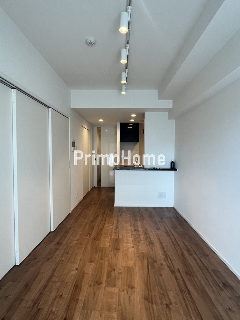 ラペルラ岩本町の居間・リビング