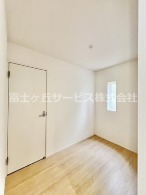 【収納】 | 駿東郡清水町徳倉 24期 新築一戸建て | キッチン横にパントリーがあります