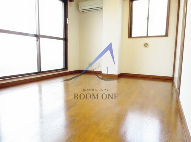 パークサイド矢沢の居間・リビング|洋室のお部屋です。