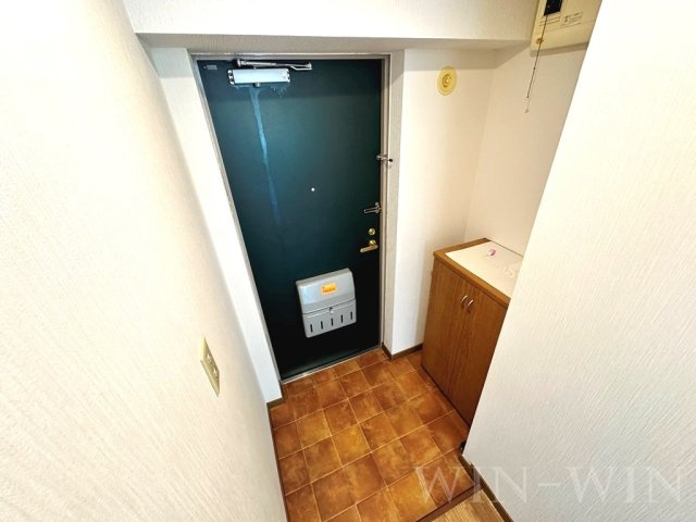 アンピレインの玄関