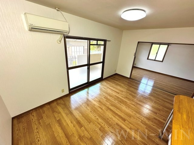 アンピレインの居間・リビング