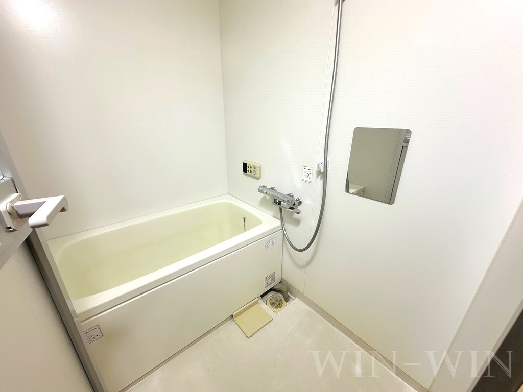 アンピレインの浴室