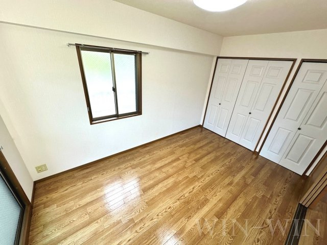 アンピレインの寝室