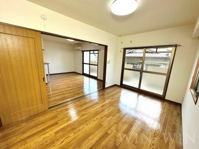 アンピレインの寝室