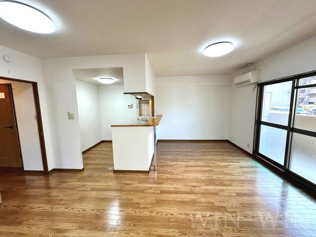 アンピレインの居間・リビング