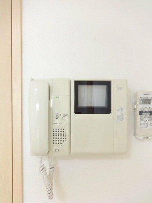 【セキュリティ】 | ル・リオン多摩川ＧＲＡＮＤ－ＣＯＵＲＴ | モニター付きインターフォンです。