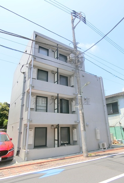 カーサパーチェ糀谷の外観|2021年1月築　RC鉄筋コンクリート造地上4階建て
東京都大田区西糀谷1丁目　京急本線京急蒲田駅徒歩8分、空港線糀谷駅徒歩7分