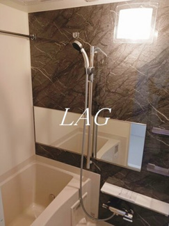 【浴室】 | トロワグラース | お風呂です。