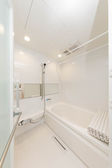 【浴室】 | Avance