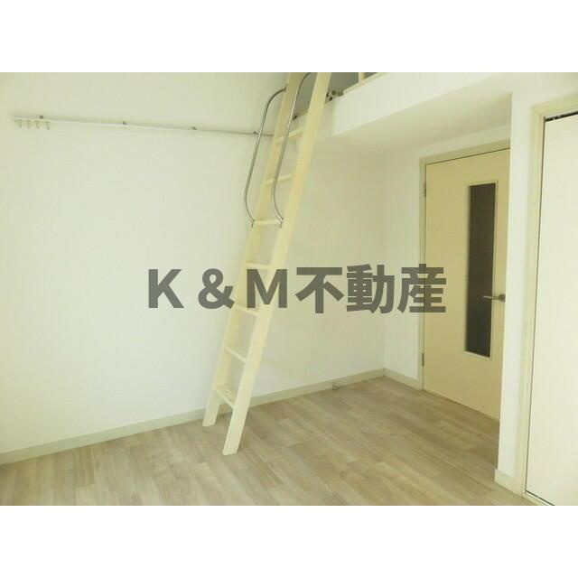 ジュネパレス柏第６２の居間・リビング|使いやすいリビングです