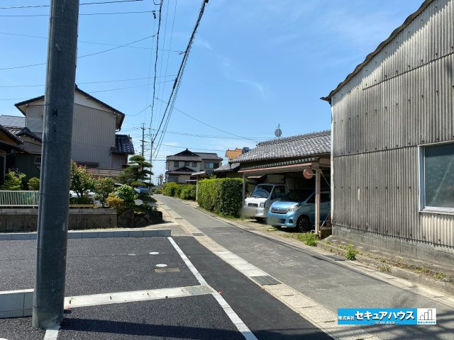 【本日ご案内可能】愛知郡東郷町諸輪　全4棟の前面道路含む現地写真|事前予約にて現地ご見学いただけます！お気軽にお問い合わせください♪
■株式会社　セキュアハウス■
住宅ローンに強く、知識、経験豊富なスタッフ在籍
お客様に寄り添い、ご成約後もサポート致します。　　　　