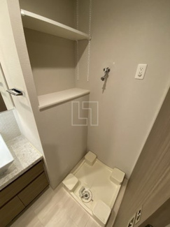 【洗面所】 | ブランズ大阪本町 | ブランズ大阪本町　室内洗濯機置き場