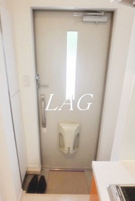 【玄関】 | ミハス八幡山 | 玄関です。