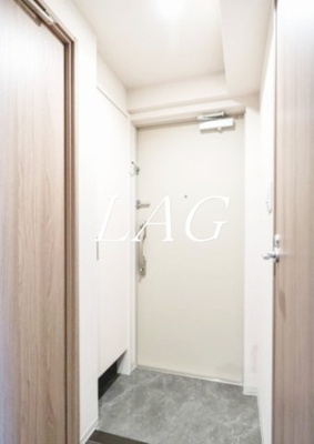 【玄関】 | ウェルスクエア西新宿五丁目 | 玄関です。