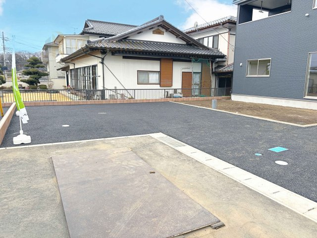 常陸大宮市姥賀町第3　新築戸建て　5号棟の駐車場|カースペースは2台お停めいただけます♪