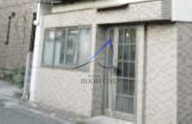 ＹＫビルのエントランス|エントランスです。