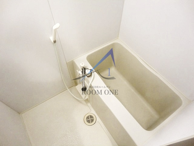 Aglaia SETAGAYAの浴室|お風呂です。