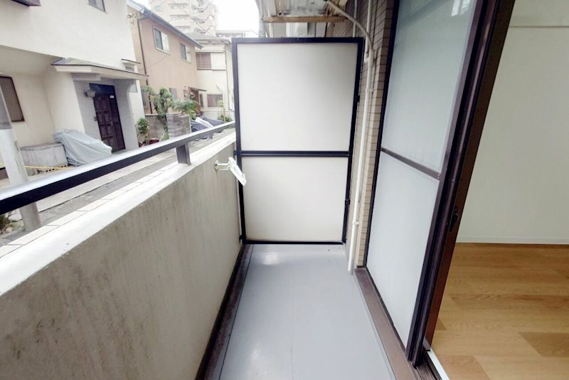 メインステージ西国分寺壱番館のバルコニー