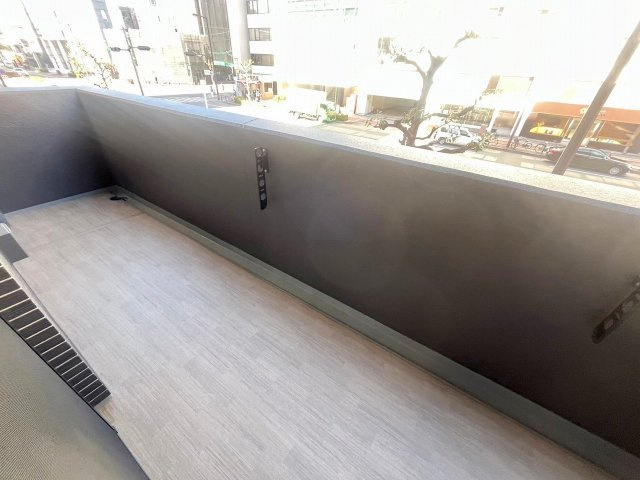 テラスレジデンス新大阪のバルコニー